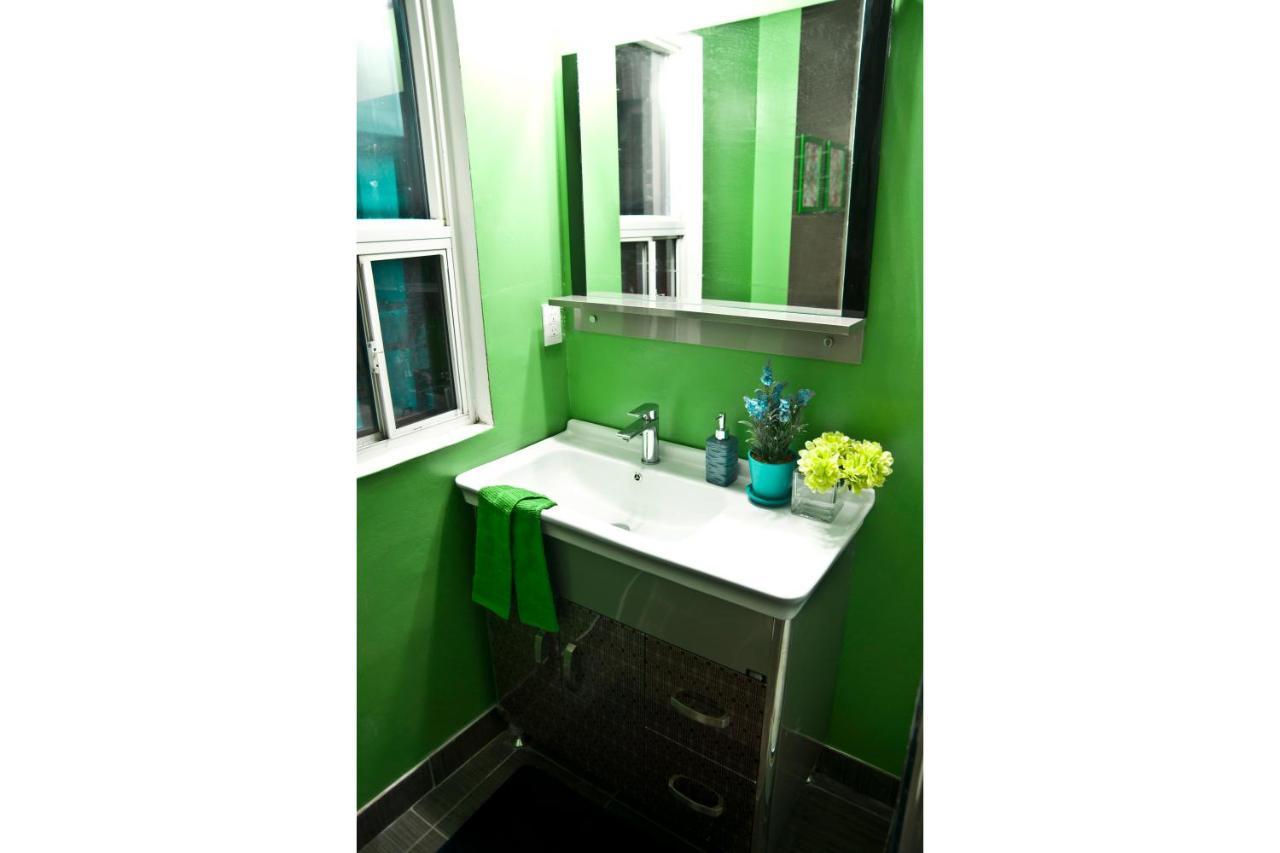Colour Cube Guest House Toronto Downtown East Bagian luar foto
